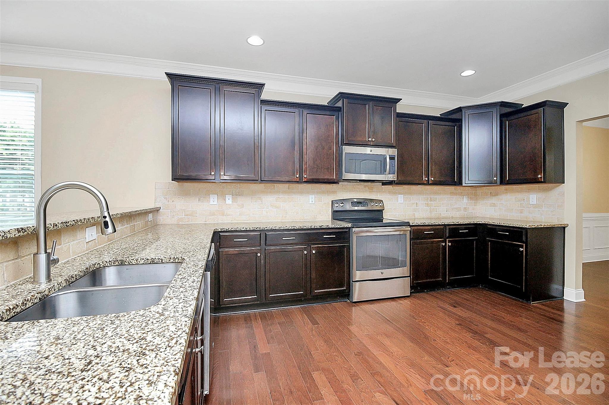 13523 Morgan Lee Avenue Property Photo 11