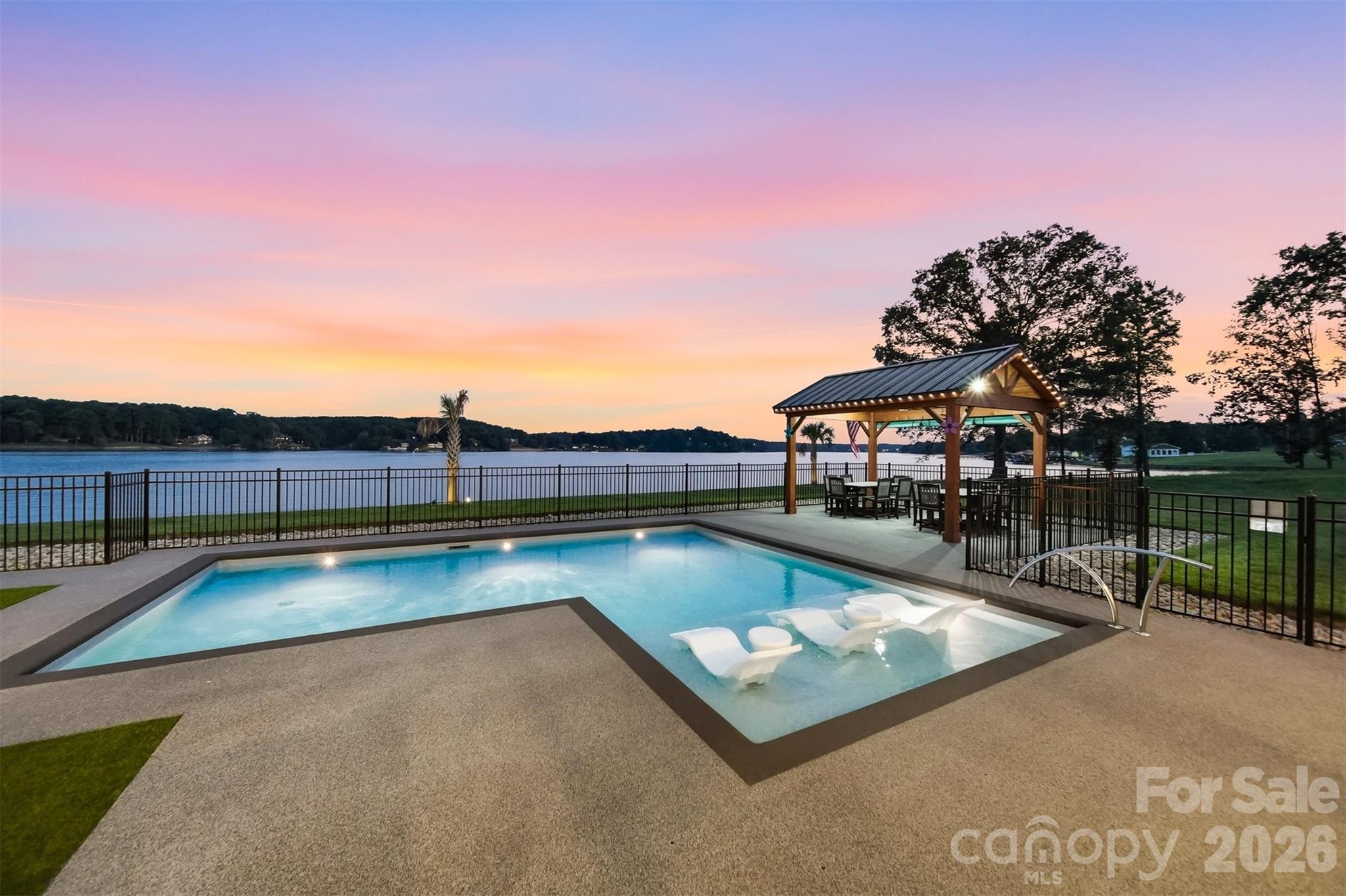 698 Sam Poole Lane Property Photo 7