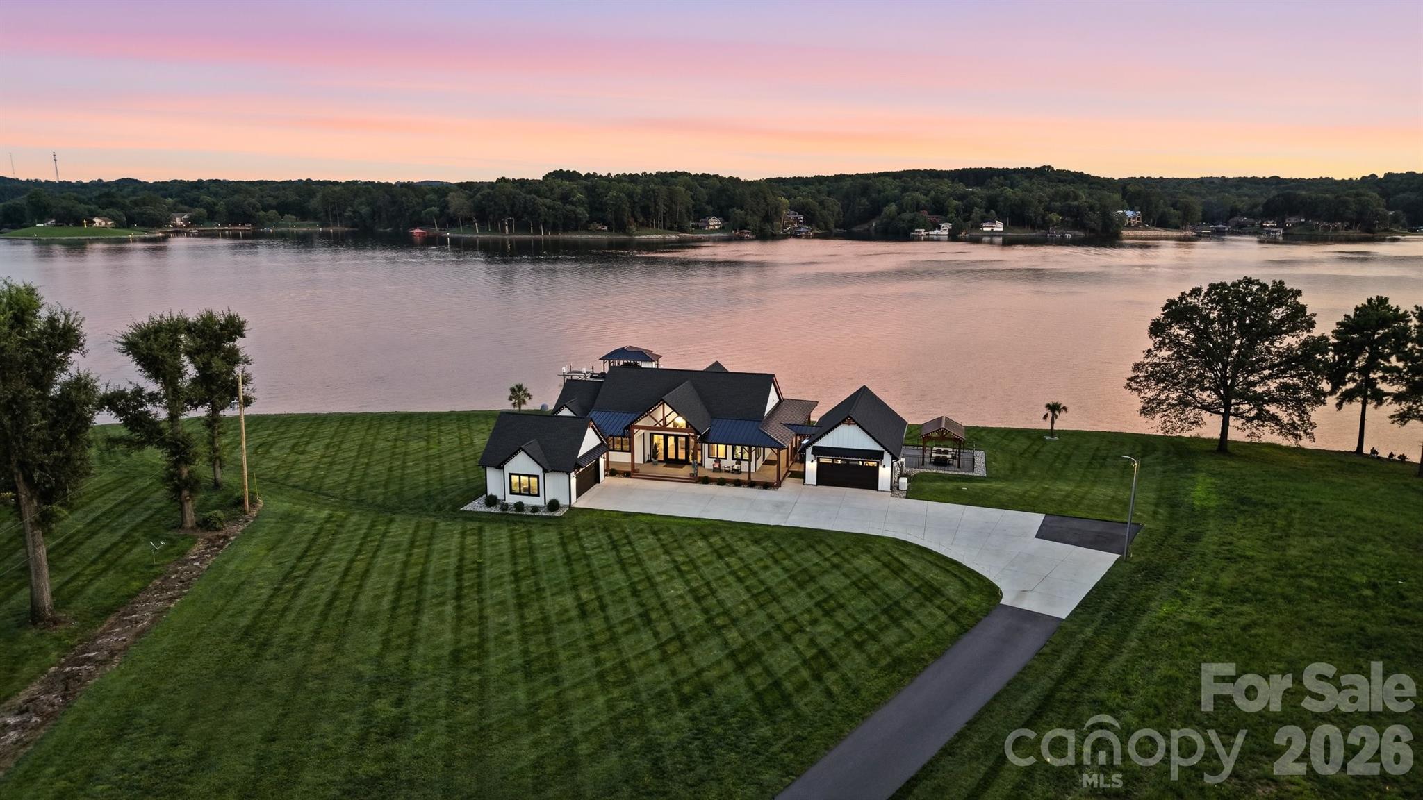 698 Sam Poole Lane Property Photo 12