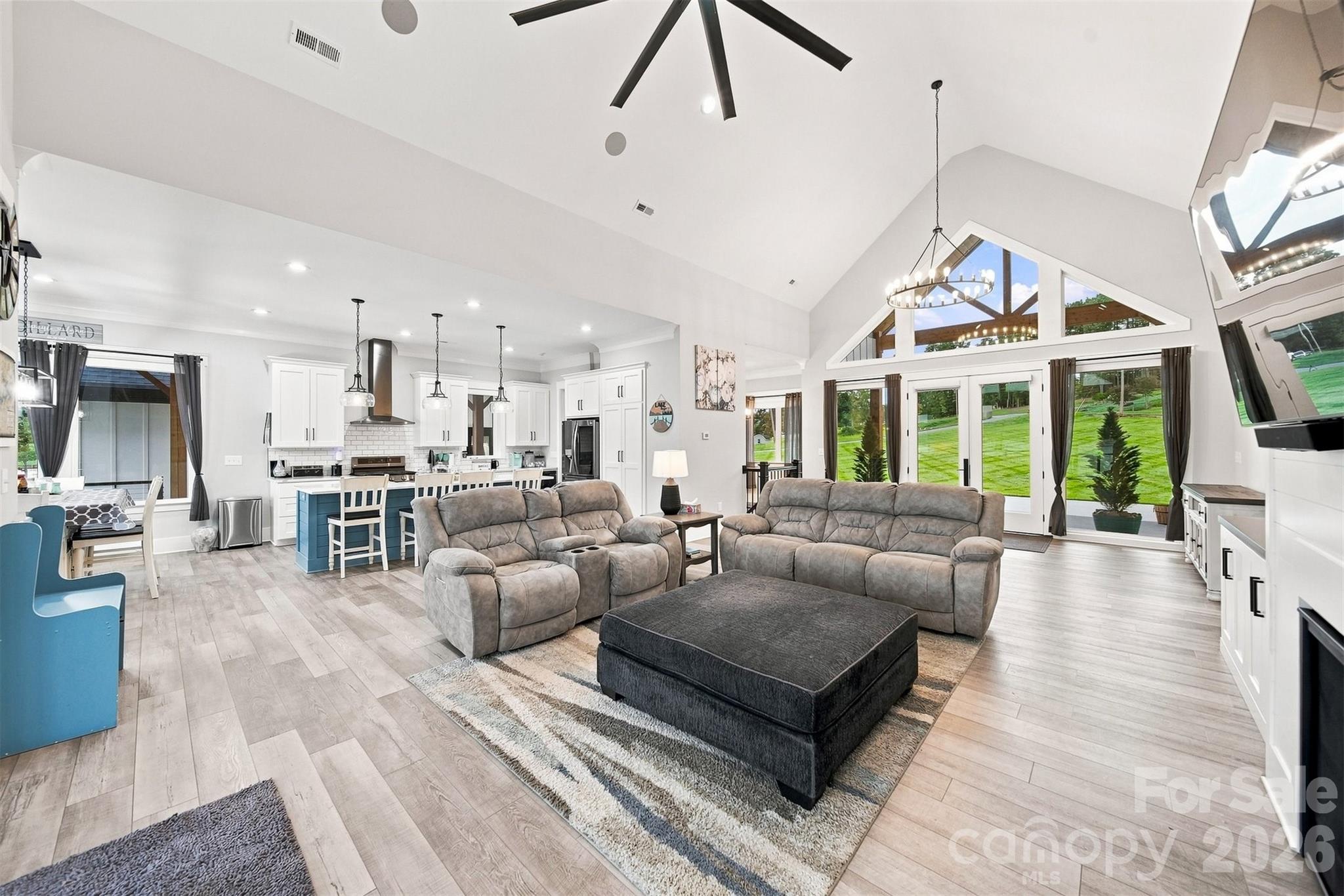 698 Sam Poole Lane Property Photo 15