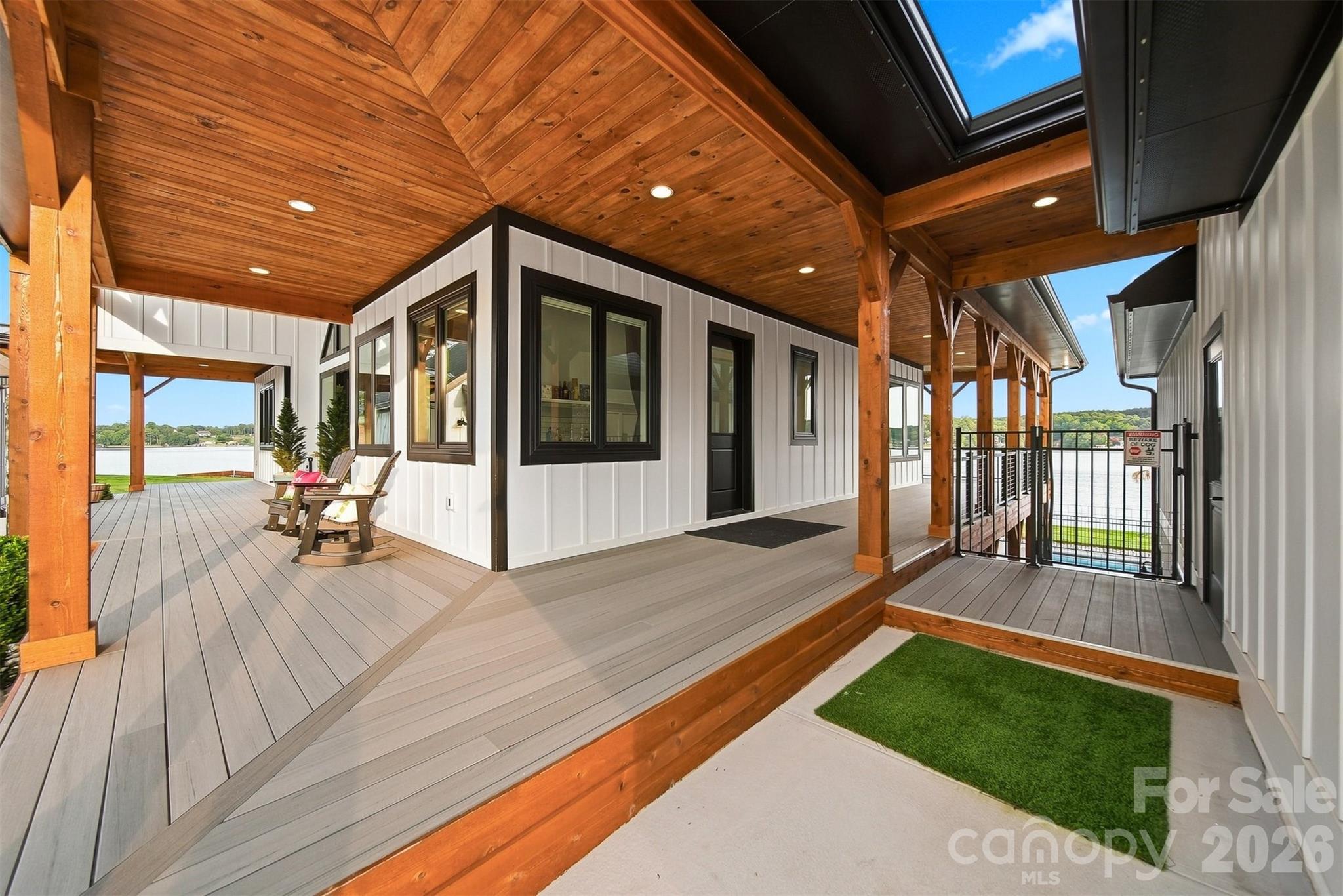 698 Sam Poole Lane Property Photo 16