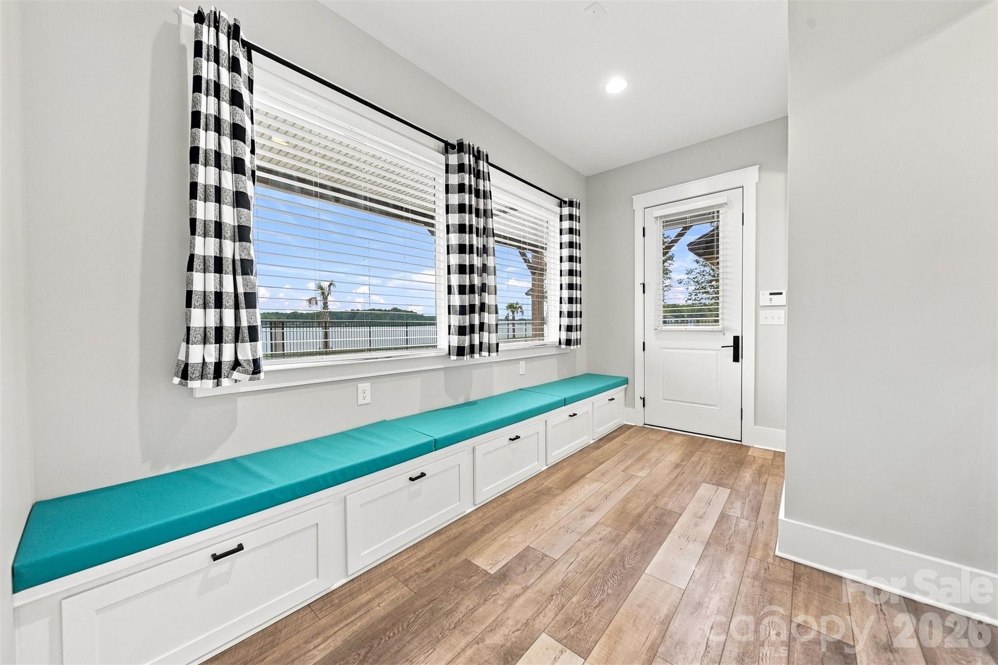 698 Sam Poole Lane Property Photo 28