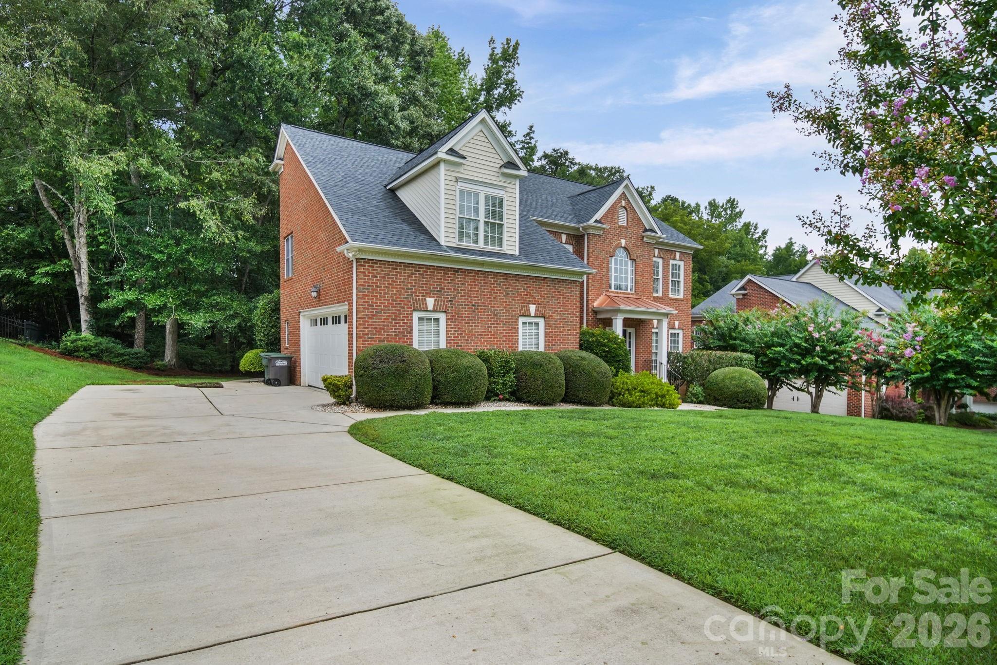 3489 Fieldstone Drive Property Photo 4