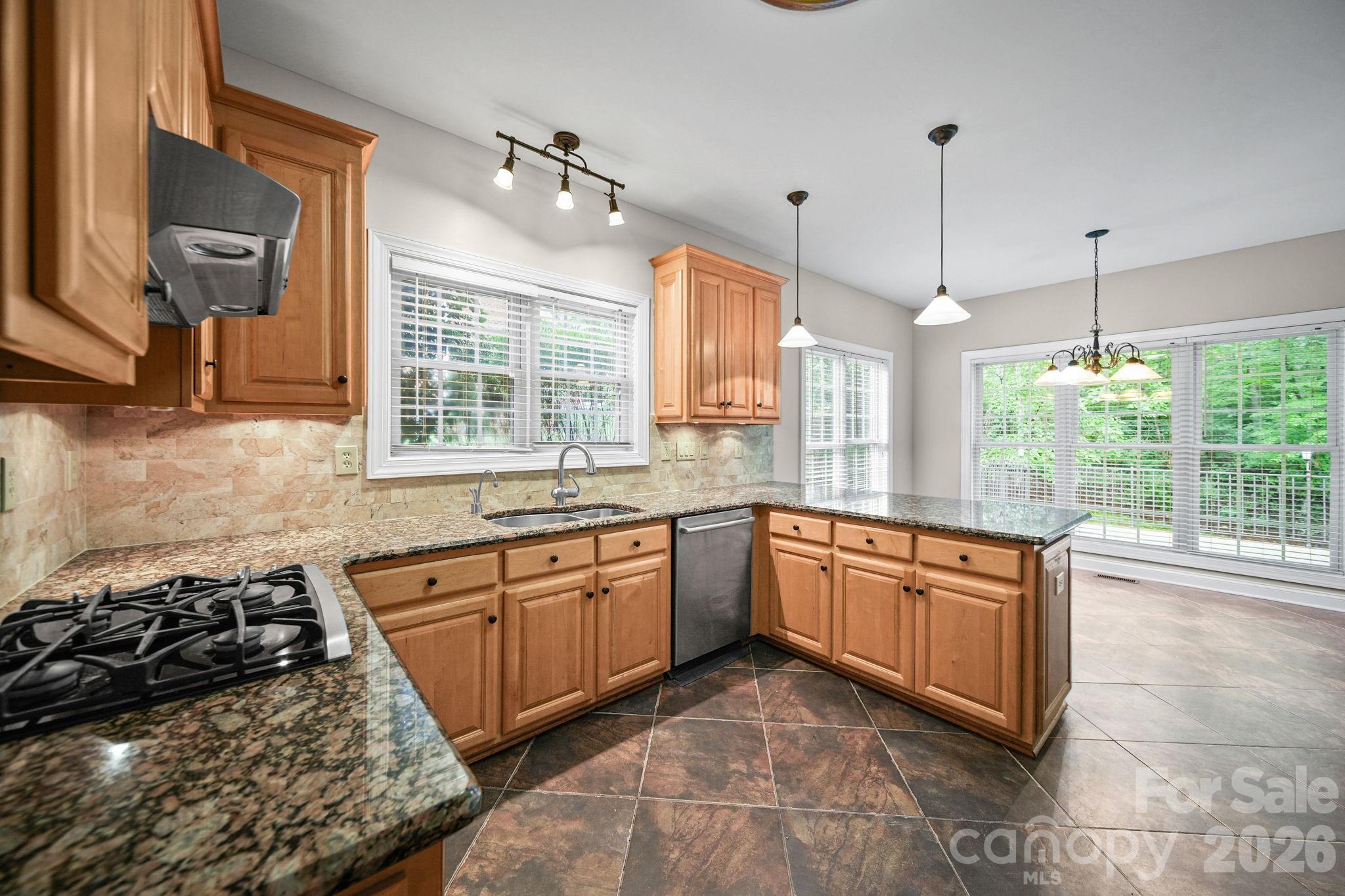 3489 Fieldstone Drive Property Photo 12