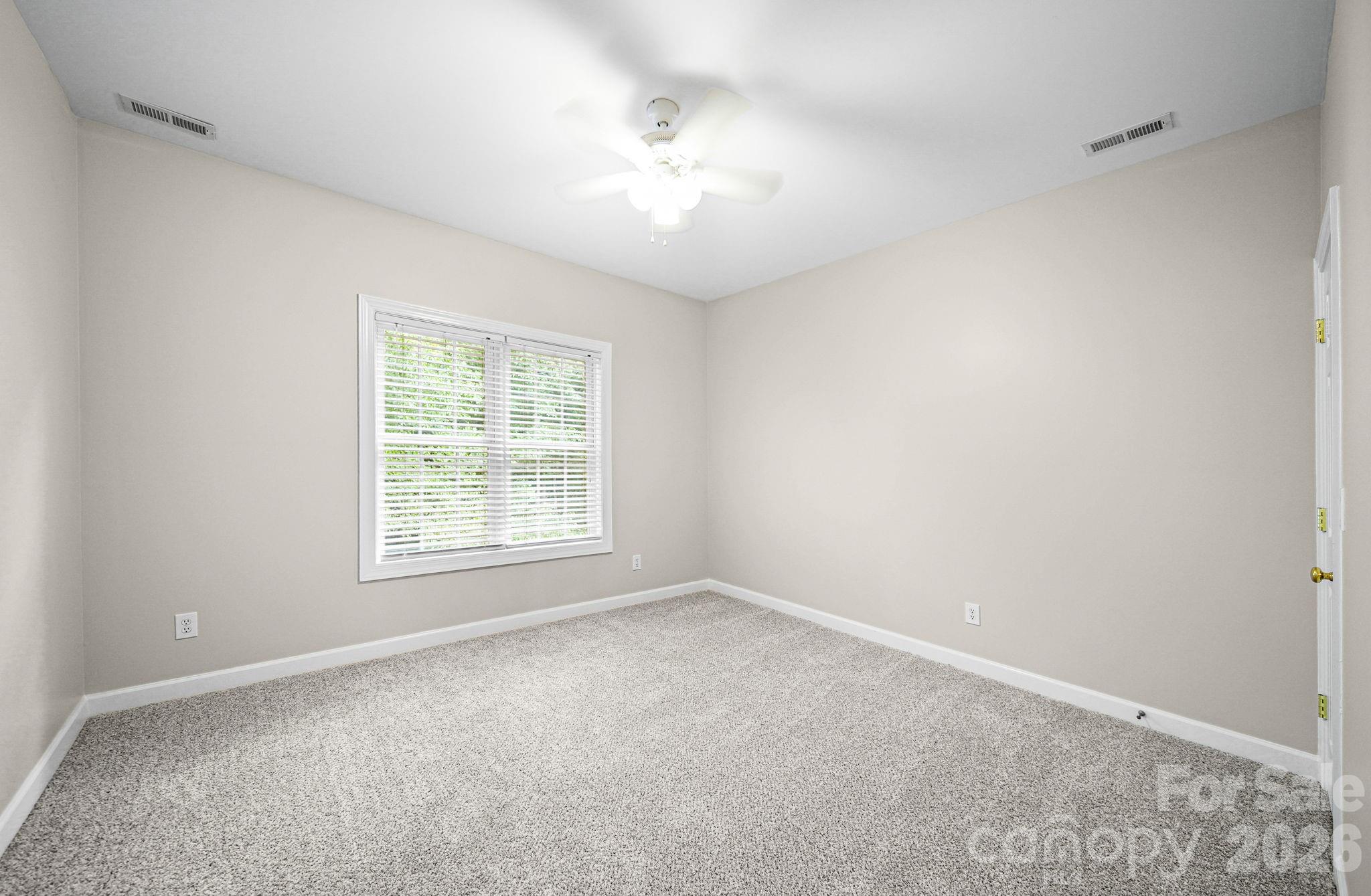 3489 Fieldstone Drive Property Photo 24