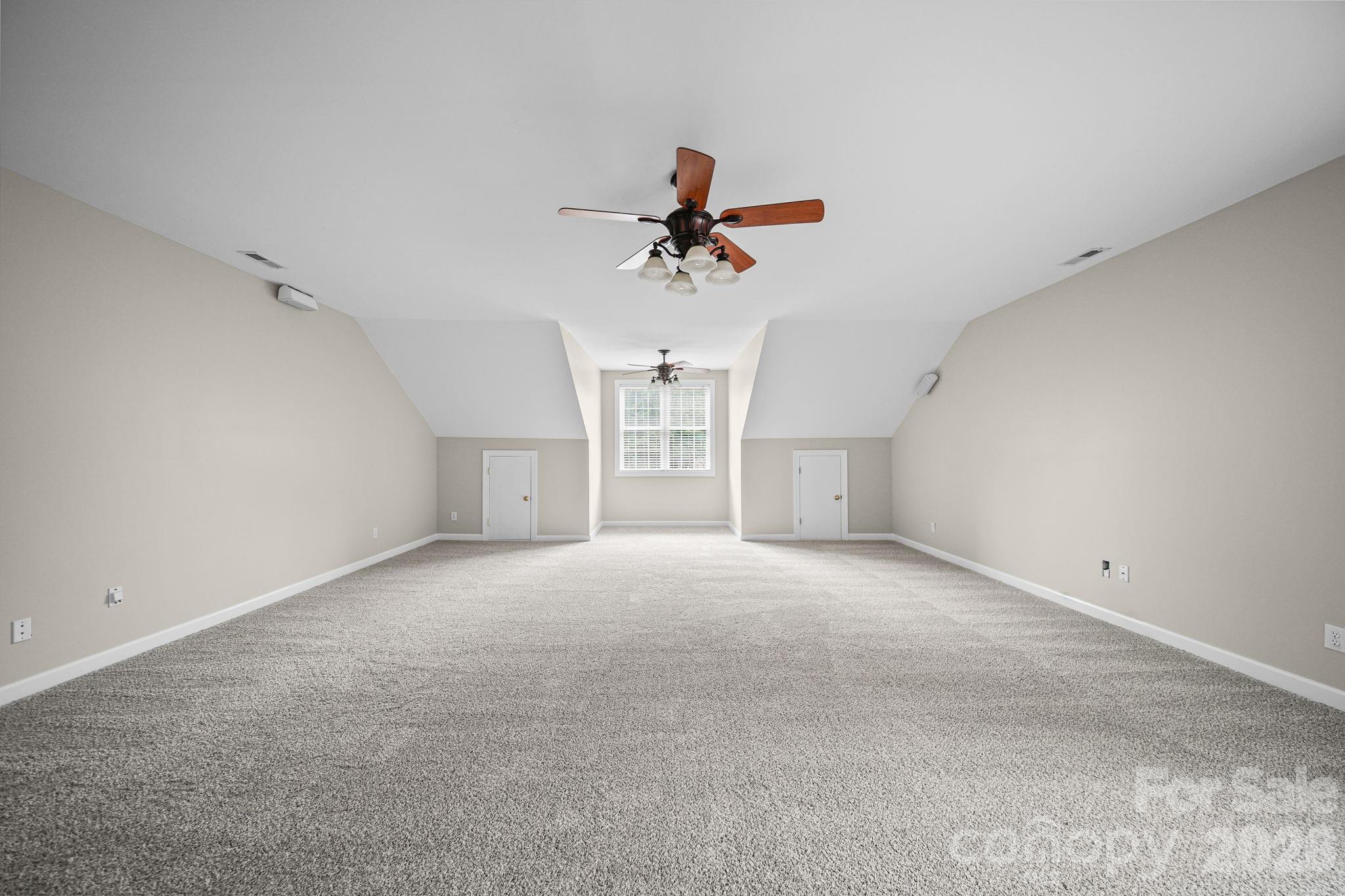 3489 Fieldstone Drive Property Photo 27