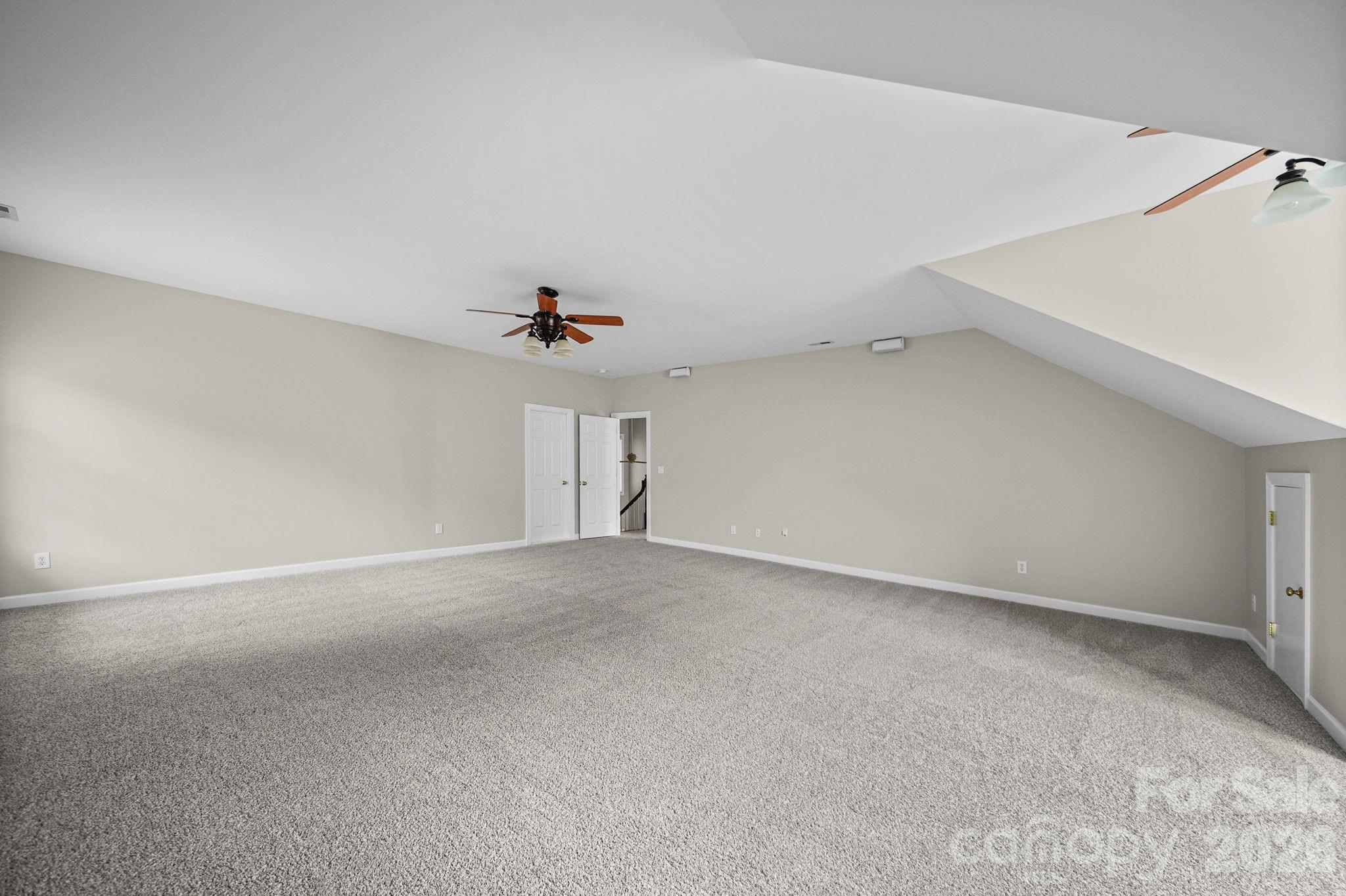 3489 Fieldstone Drive Property Photo 28