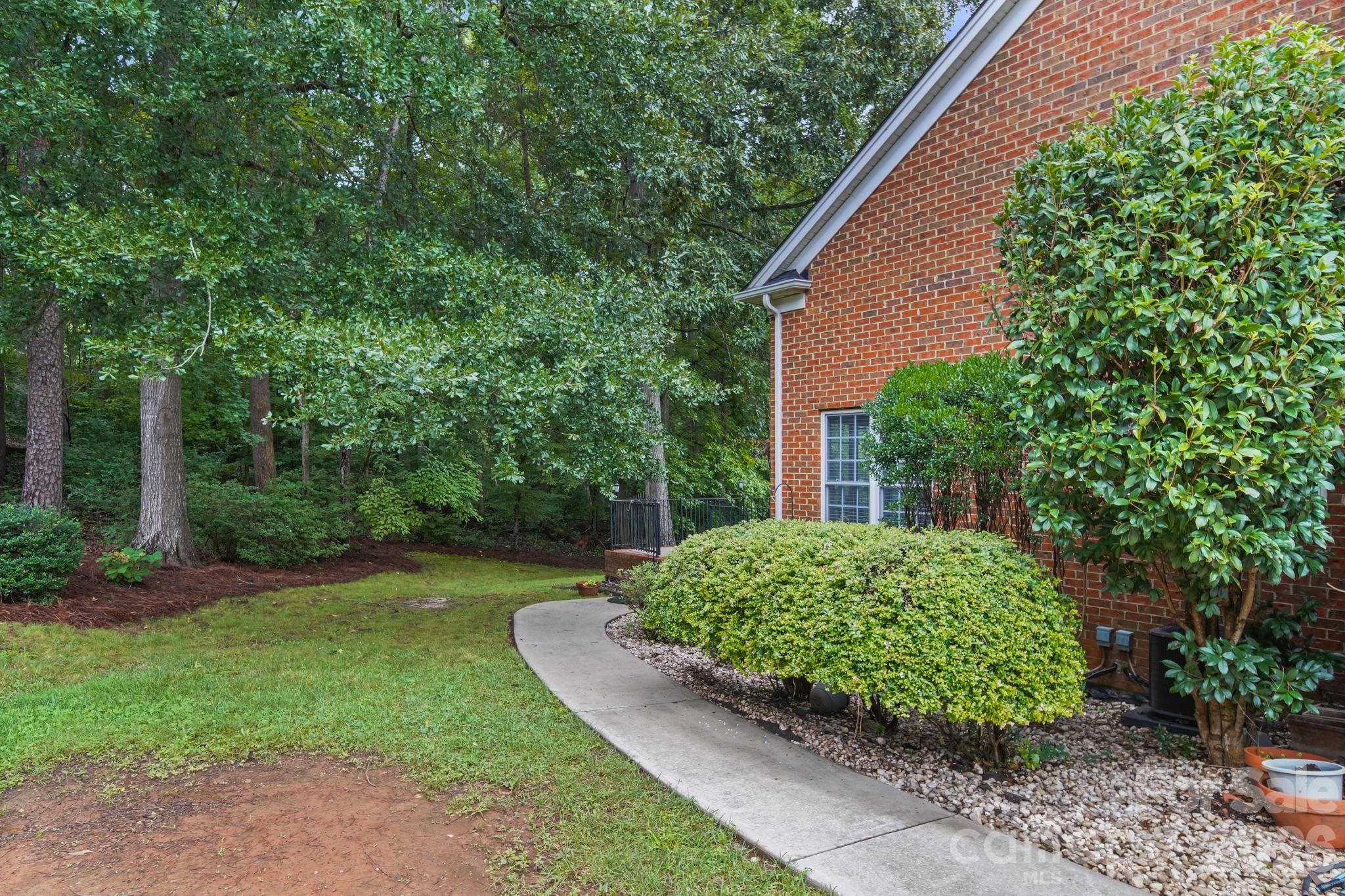 3489 Fieldstone Drive Property Photo 36