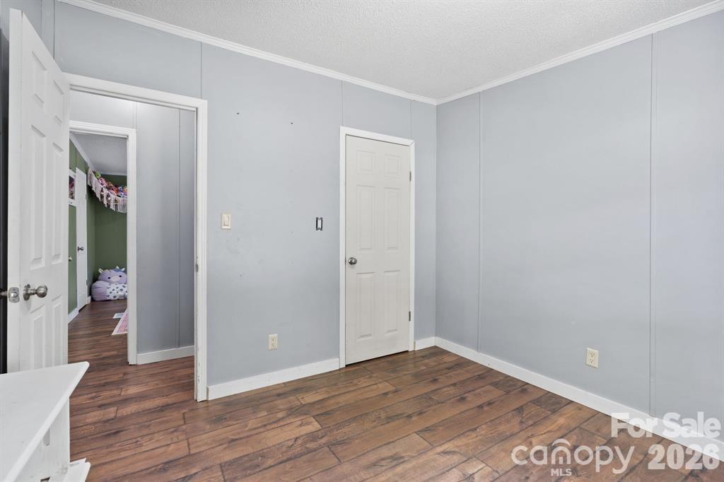 122 Fallswood Court Property Photo 26