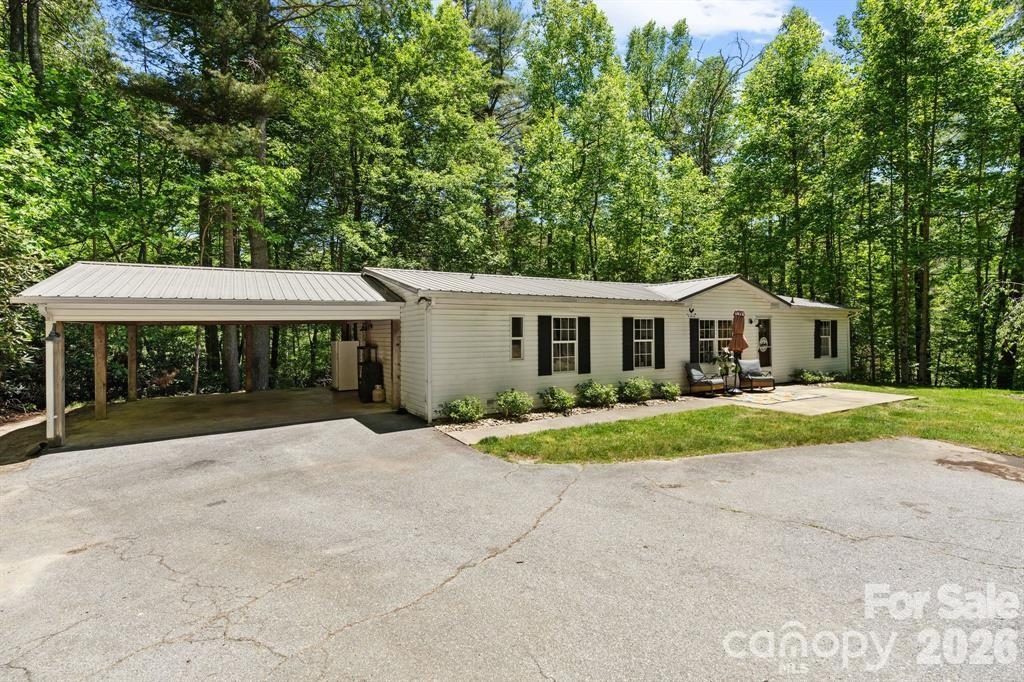 122 Fallswood Court Property Photo 32