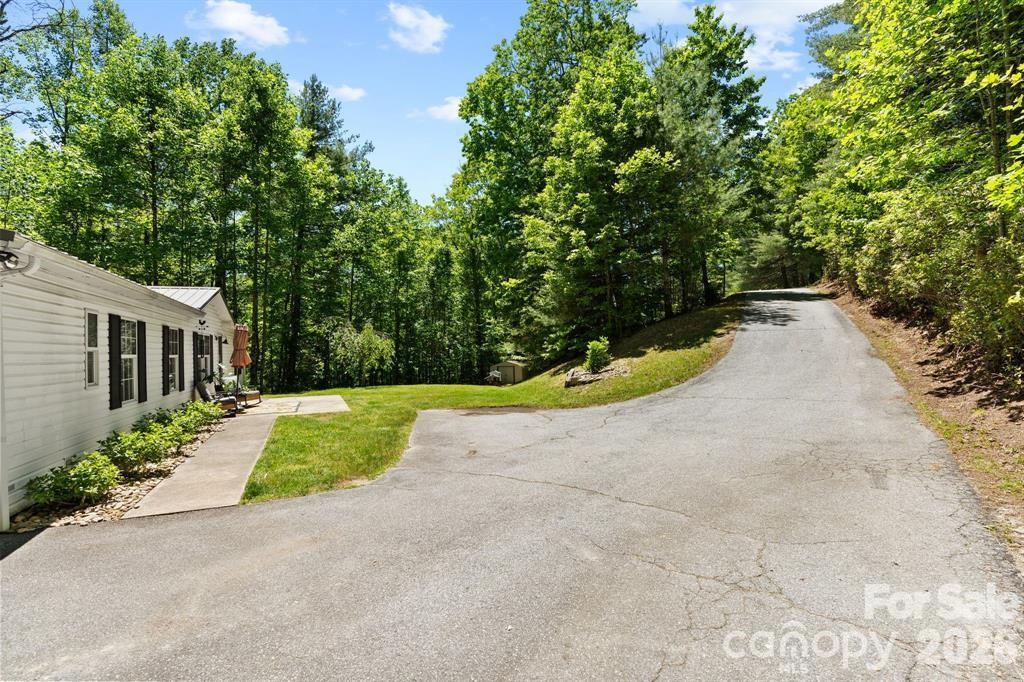 122 Fallswood Court Property Photo 34