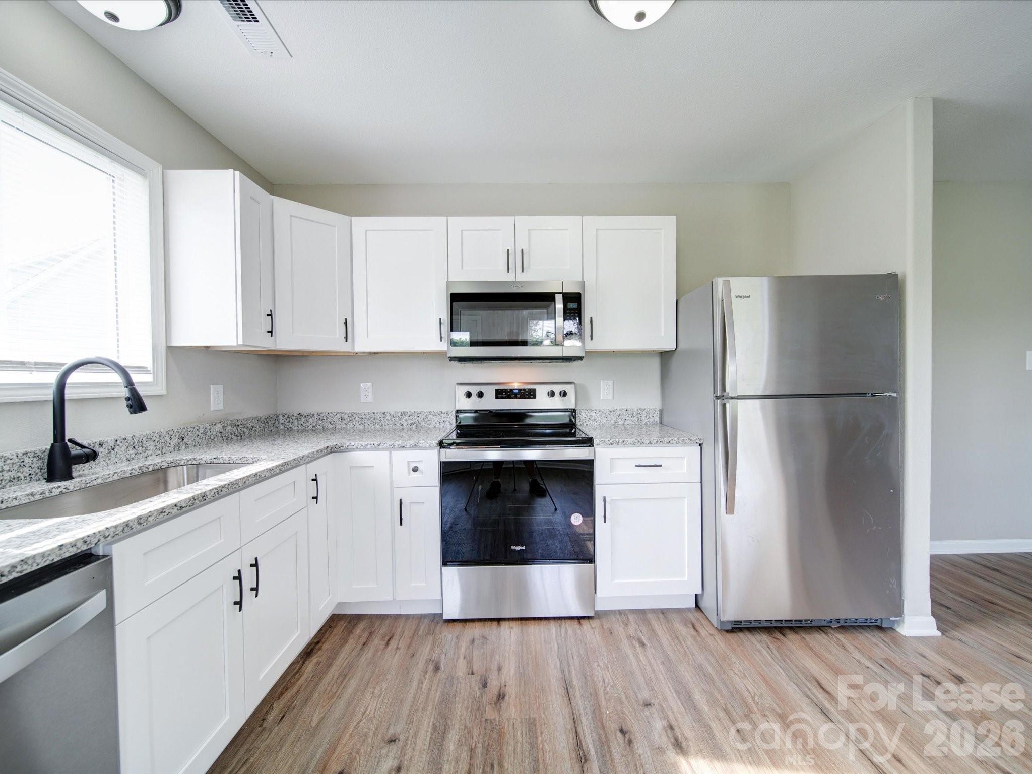 3702 Cardinal Bluff Lane Property Photo 15