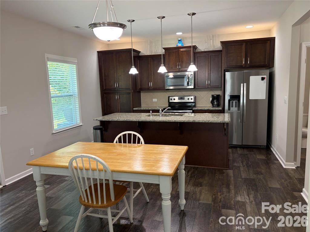 2628 Courtland Drive Property Photo 12
