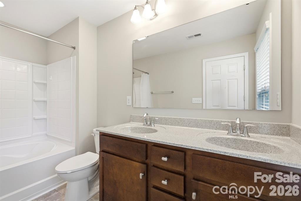 2628 Courtland Drive Property Photo 16