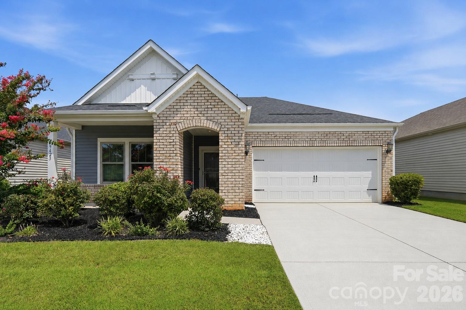 9423 Festival Way Property Photo 1