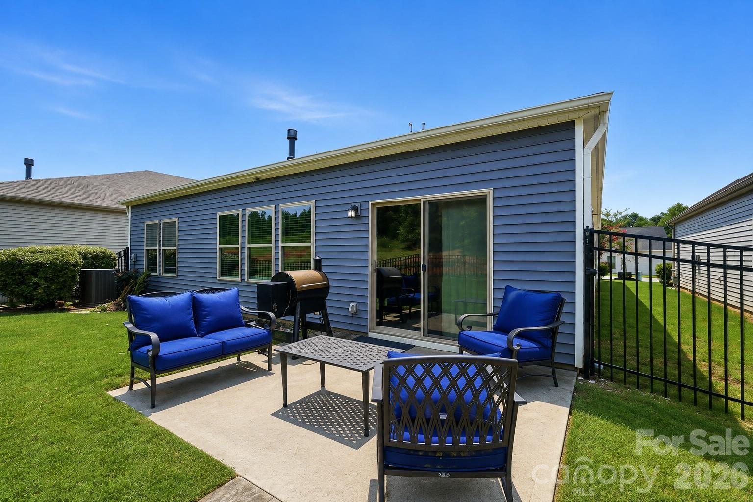 9423 Festival Way Property Photo 19