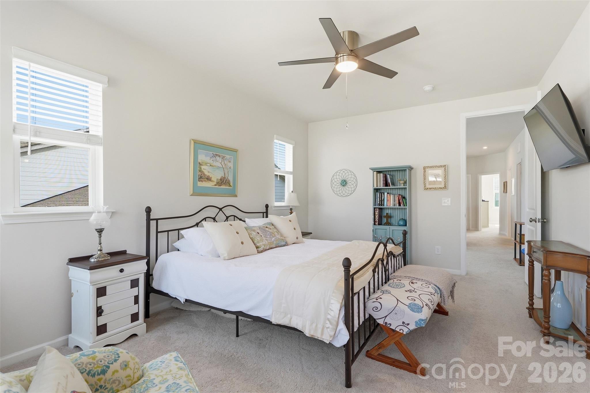 5930 Mantle Way Property Photo 16