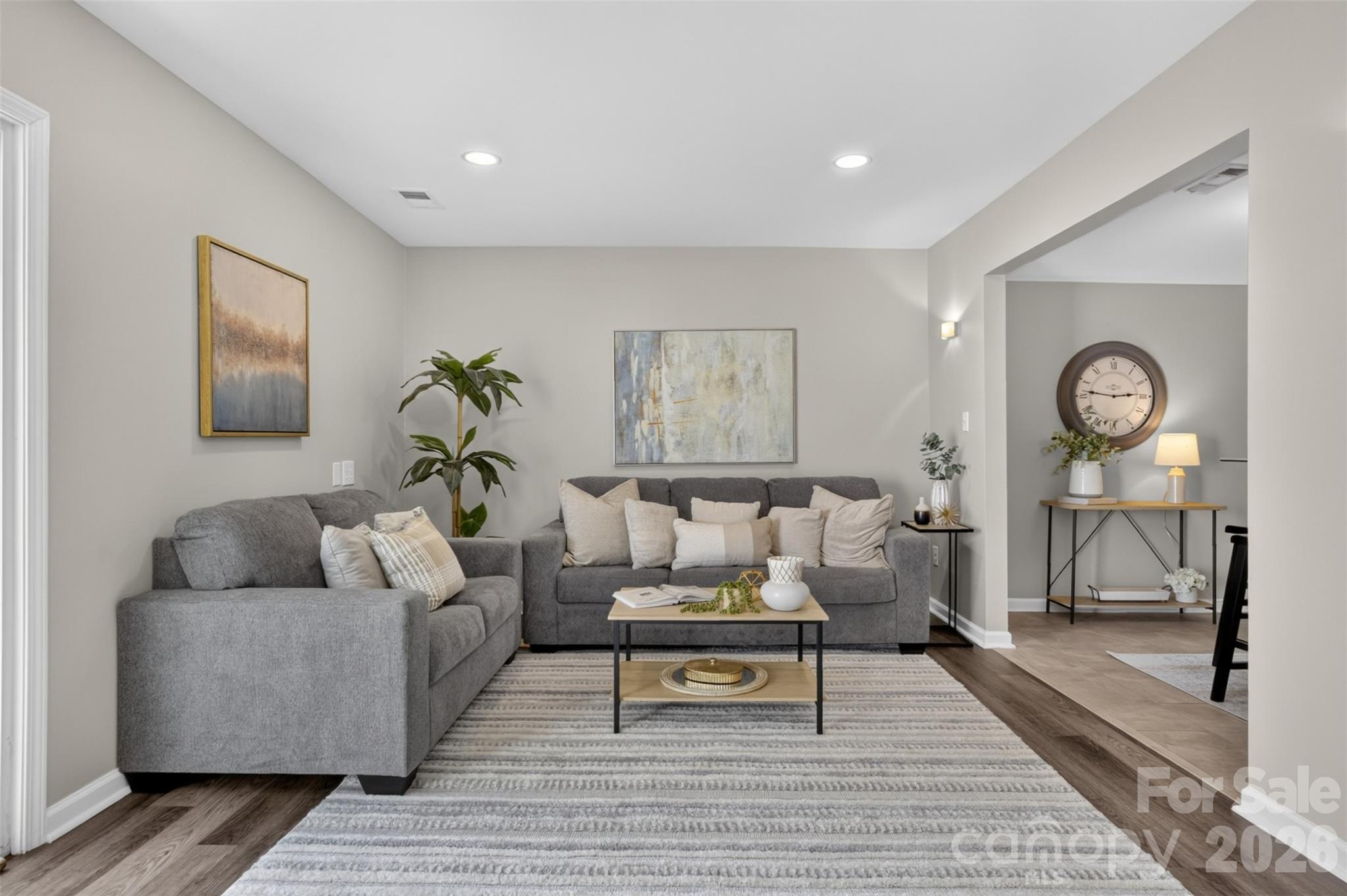 8093 Regent Park Lane Property Photo 12