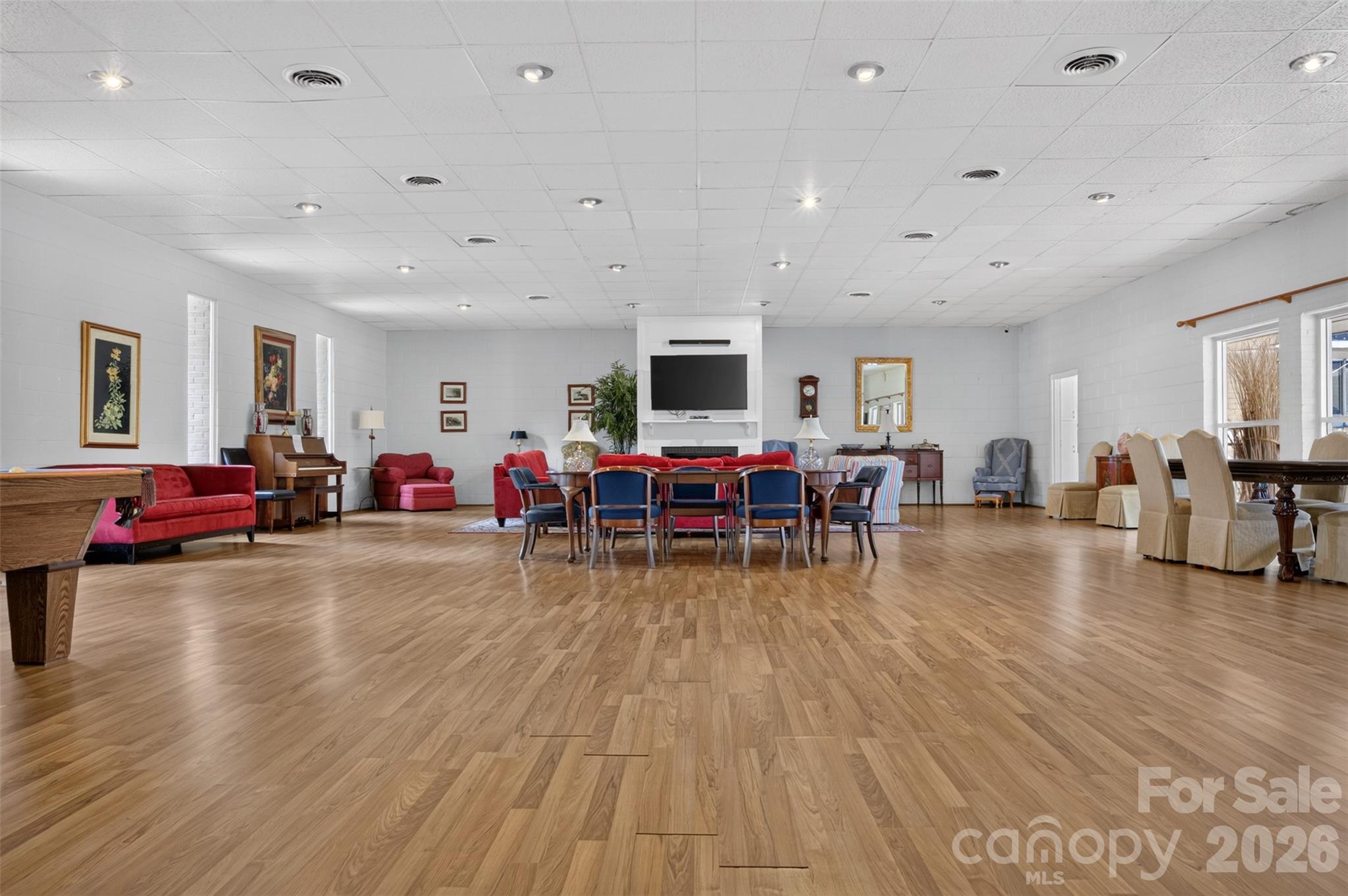 8093 Regent Park Lane Property Photo 44