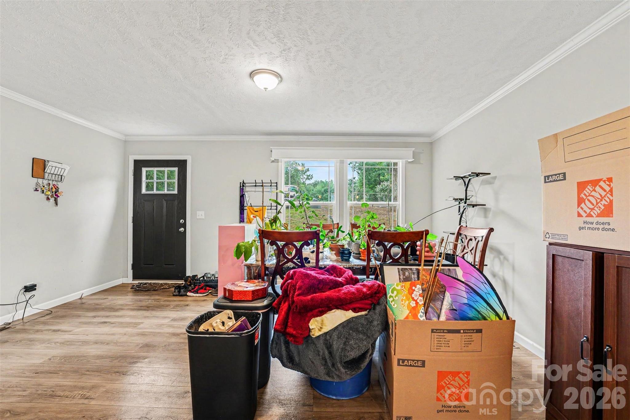 2998 Wilderness Trace Property Photo 4