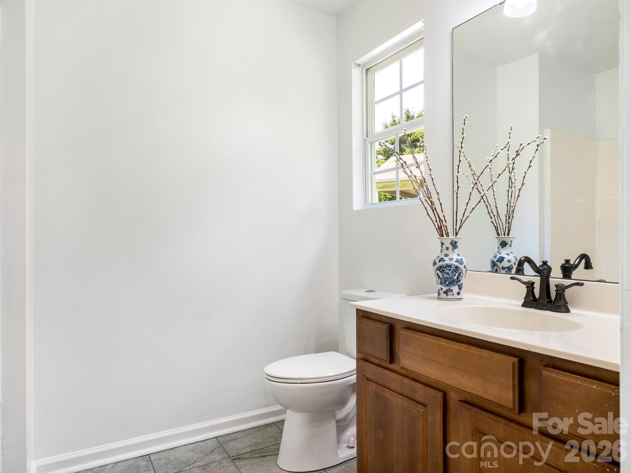 118 Leonard Street 25 Property Photo 15