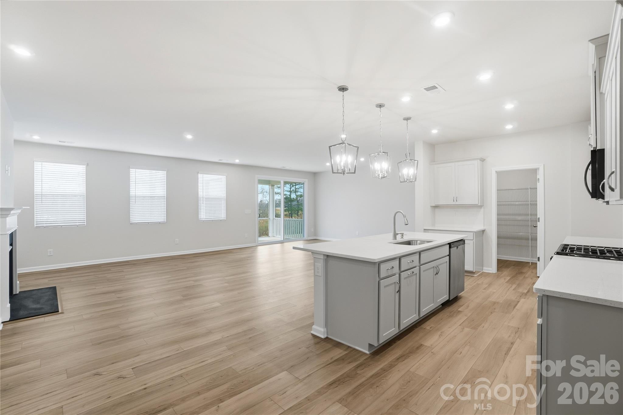 1306 Honey Trail Property Photo 5