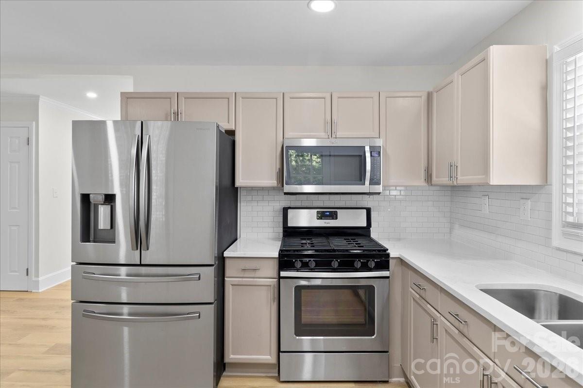 1814 Windham Place Property Photo 8