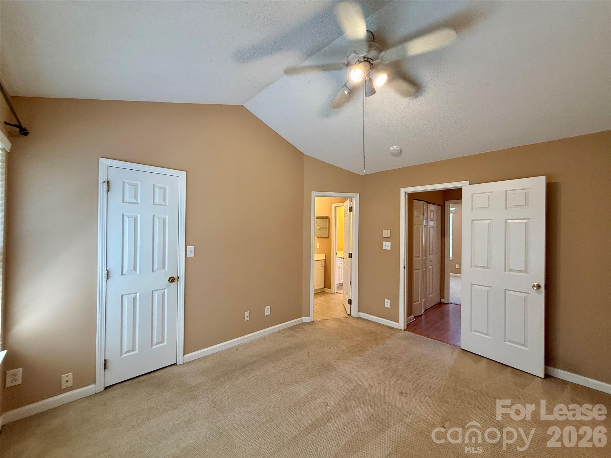 17428 Tuscany Lane Property Photo 15