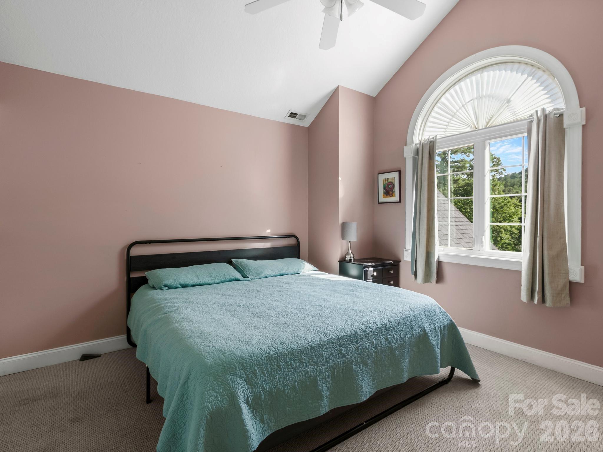 306 Golden Hawk Trail Property Photo 21