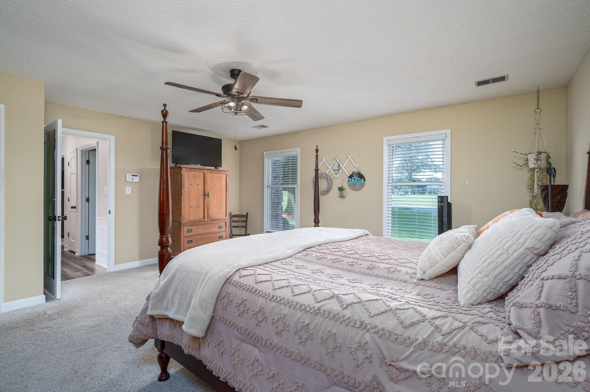 1000 Country Club Drive Property Photo 26