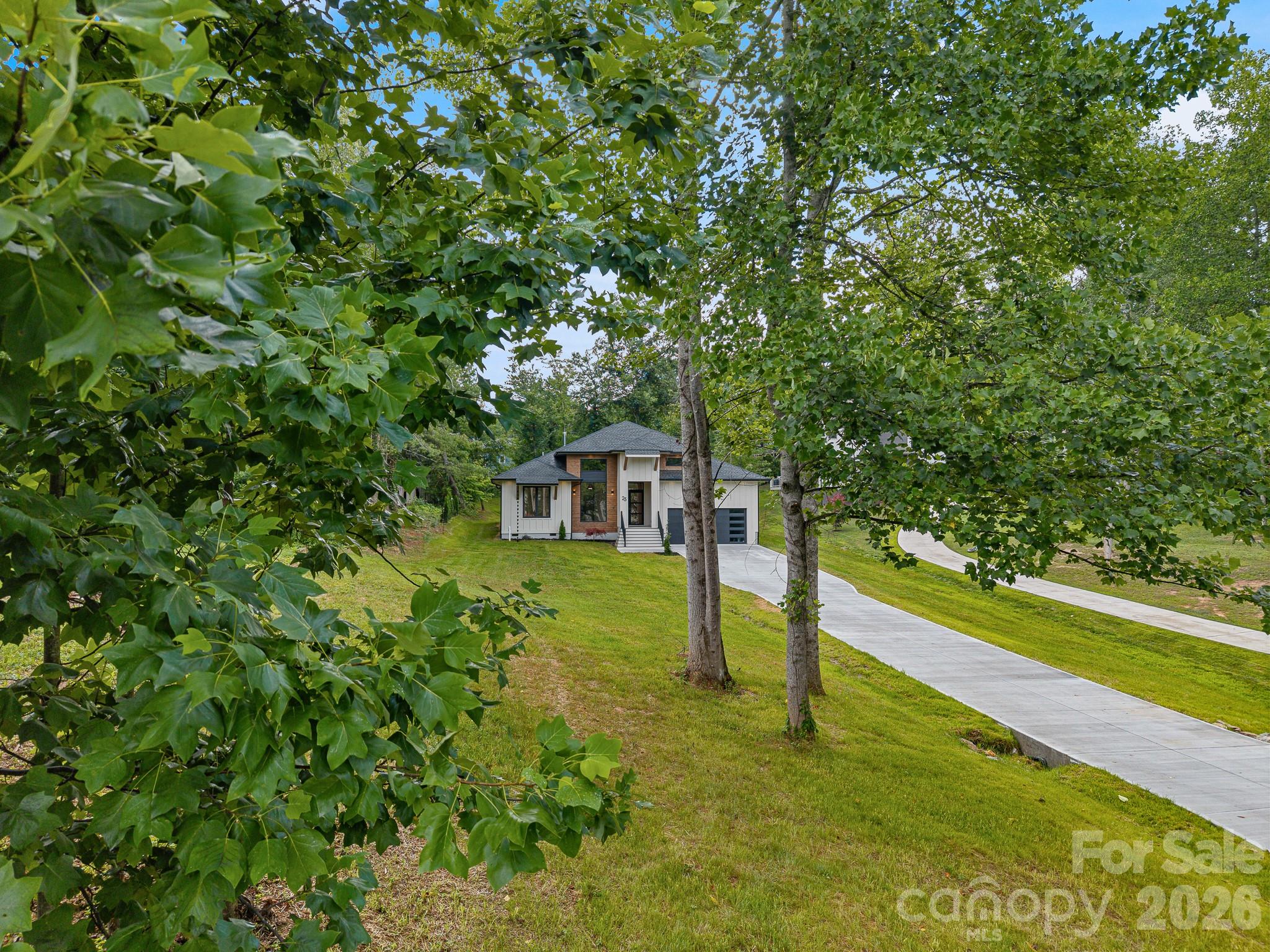 25 Copper Mill Court Property Photo 3