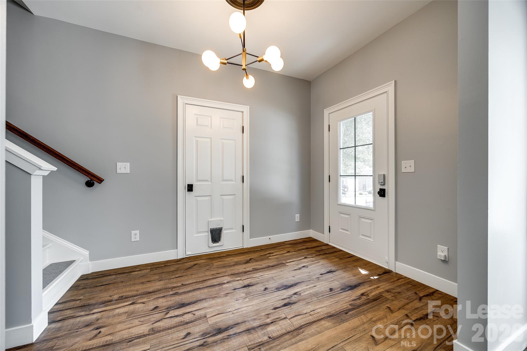 440 Battery Circle Property Photo 3