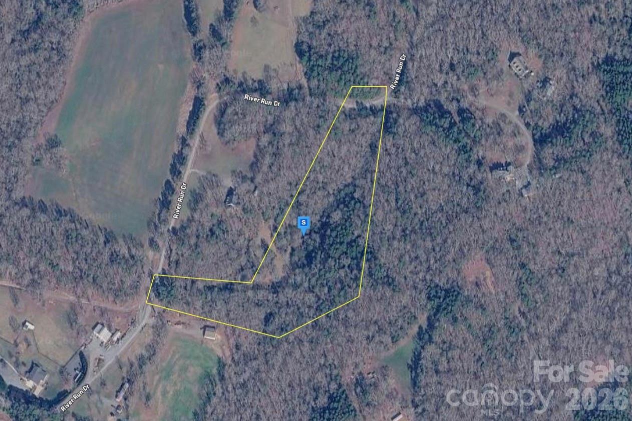 6000 River Run Drive Property Photo 1