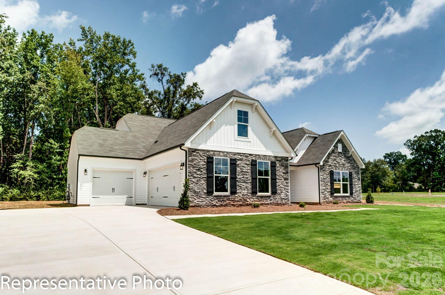 5219 Devonshire Road Property Photo 4