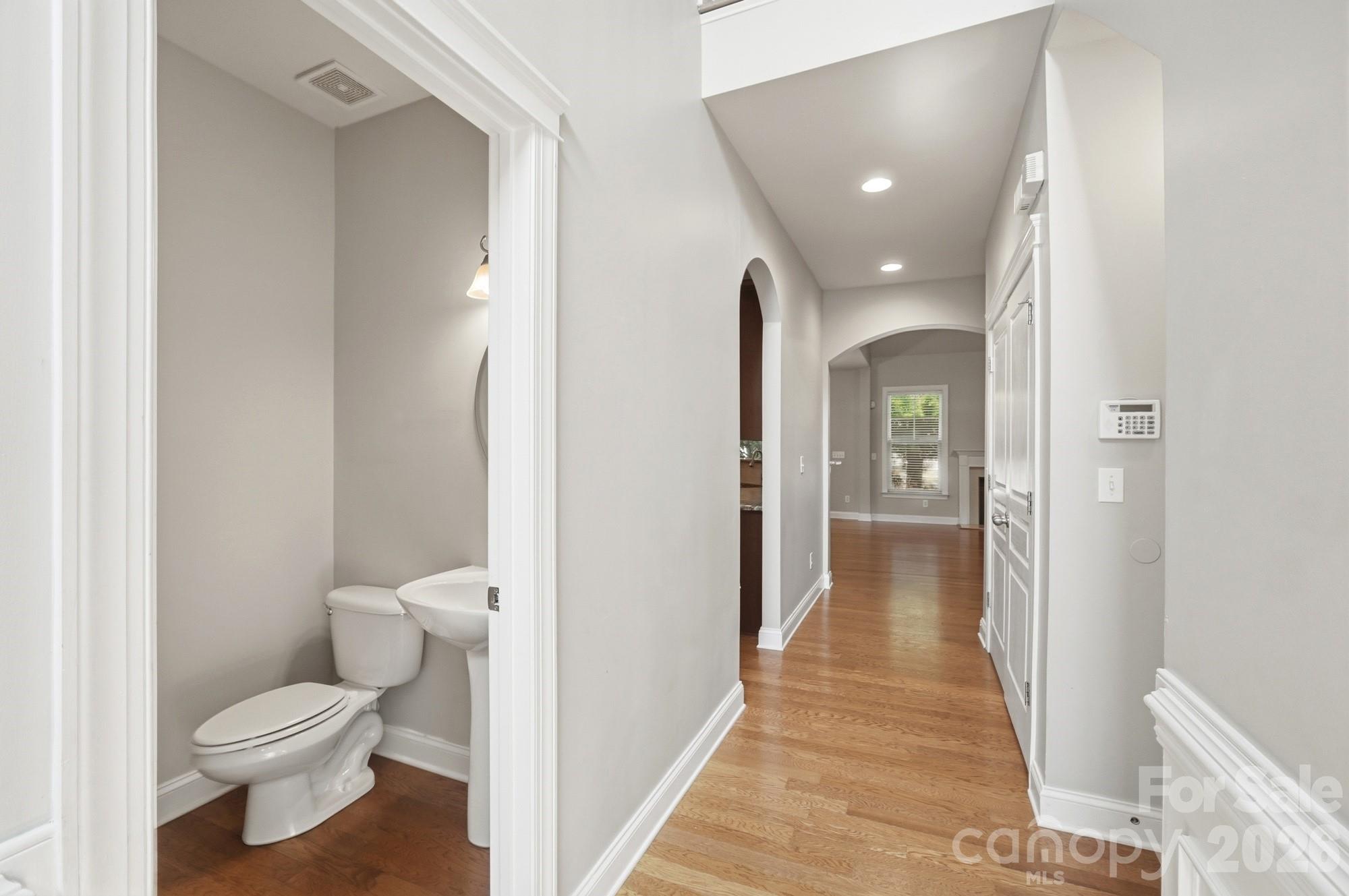 3016 Connells Point Avenue Property Photo 7
