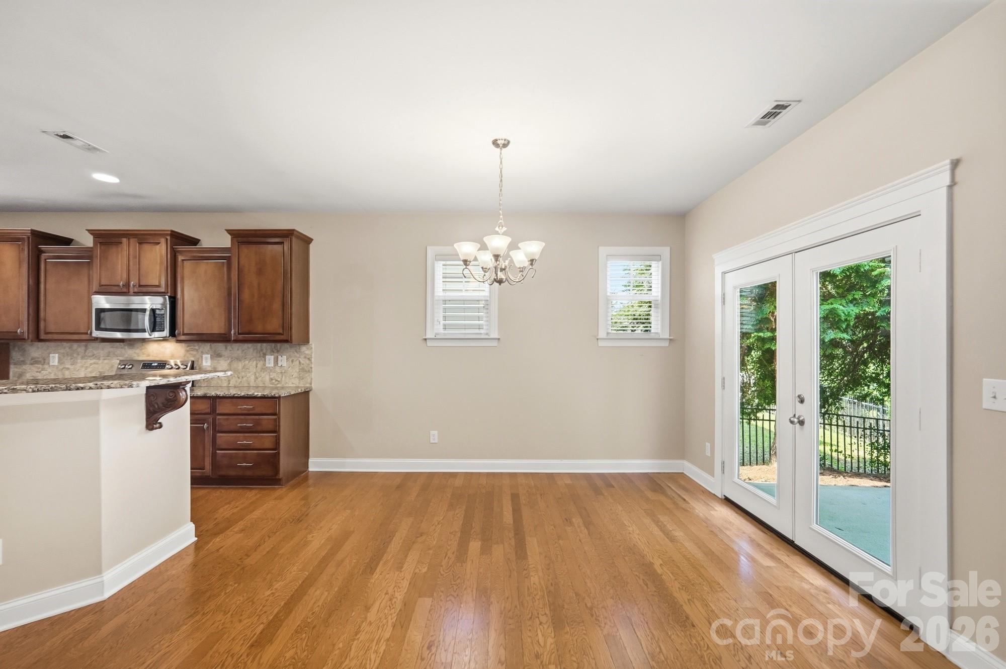3016 Connells Point Avenue Property Photo 14
