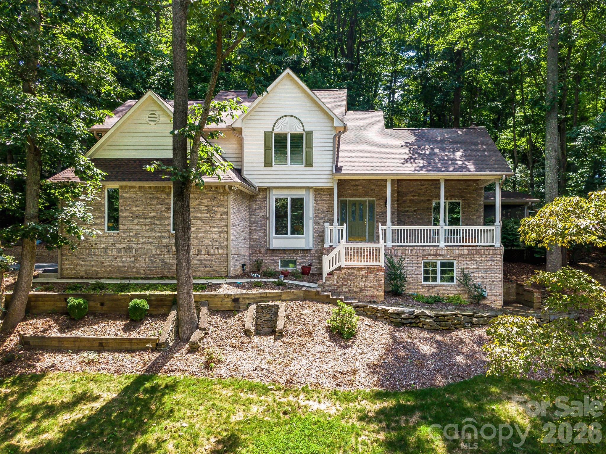 105 Galloway Drive Property Photo 1