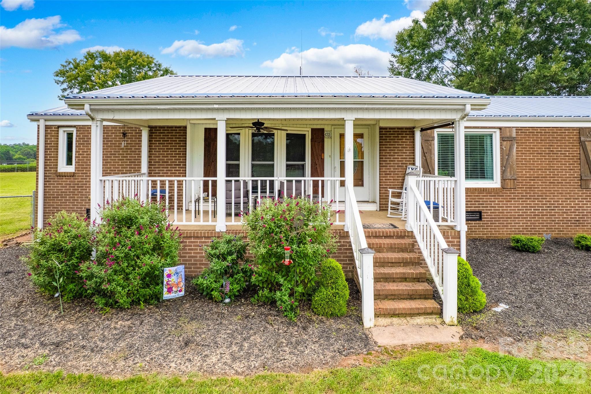 433 Mock Mill Road Property Photo 4