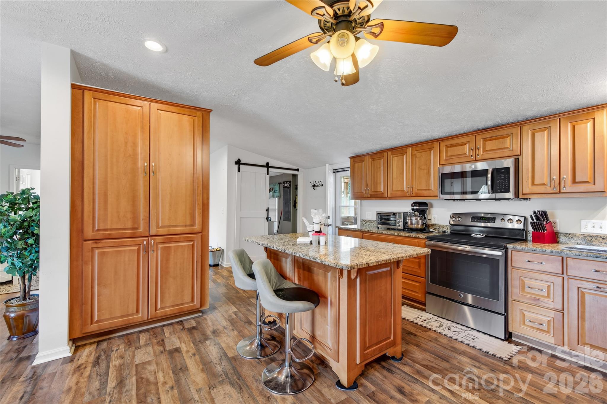 433 Mock Mill Road Property Photo 25