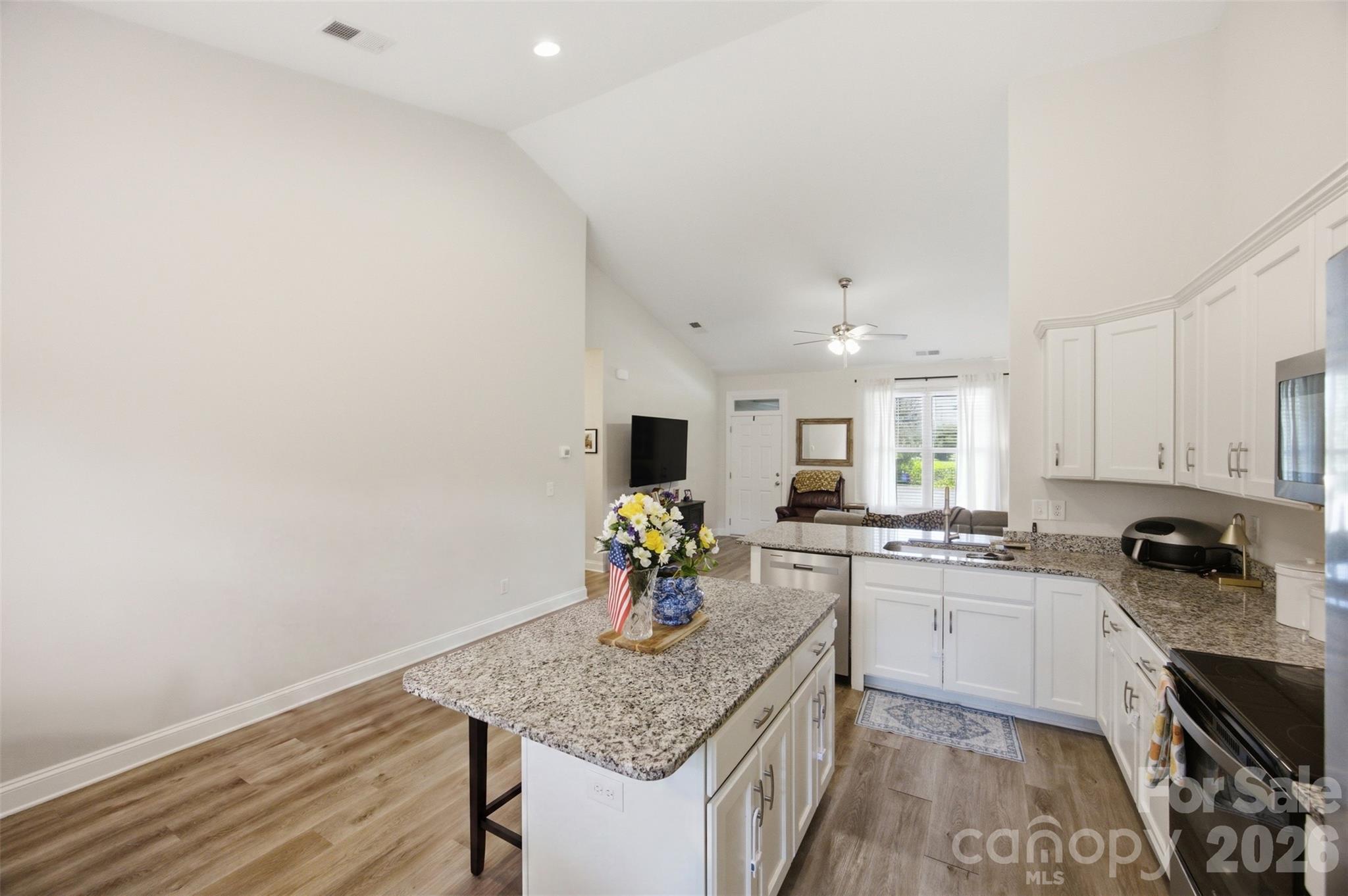 3177 Yosemite Drive Property Photo 14