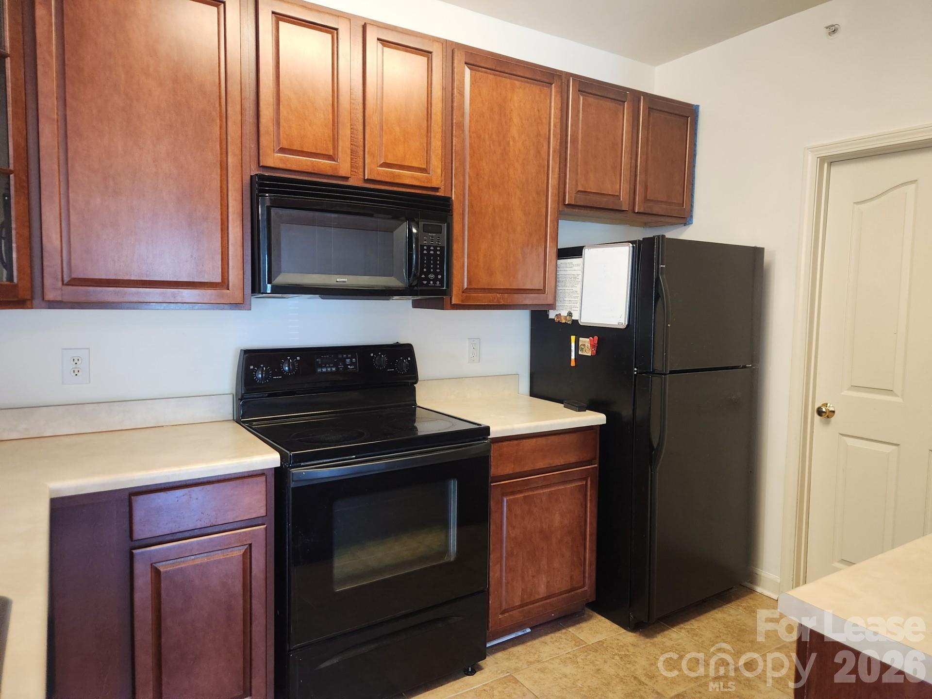 10522 Hill Point Court Property Photo 6