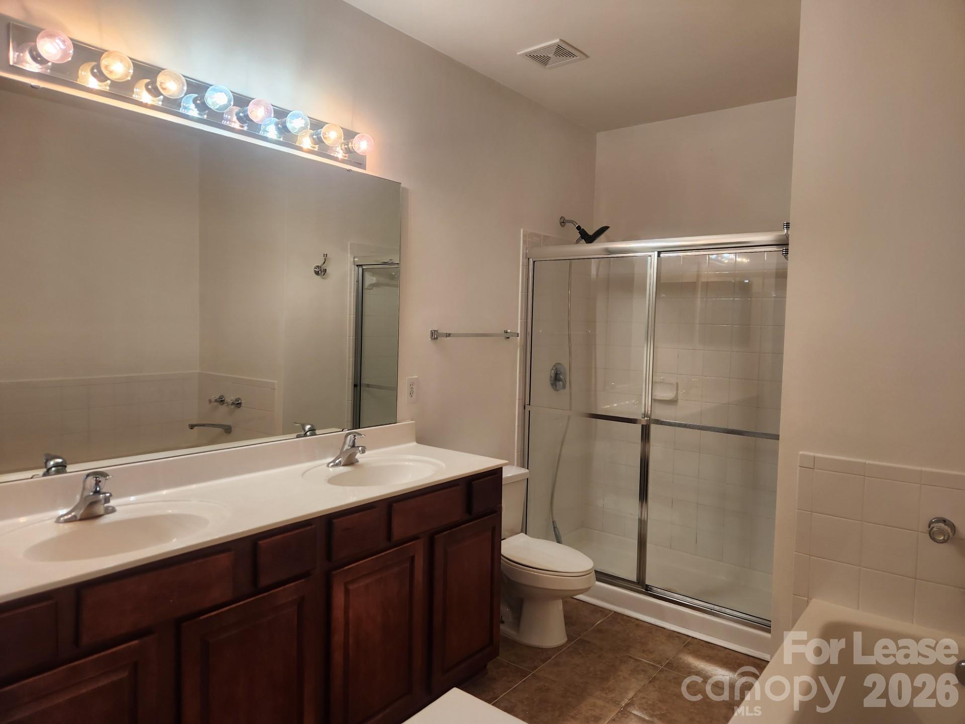 10522 Hill Point Court Property Photo 9
