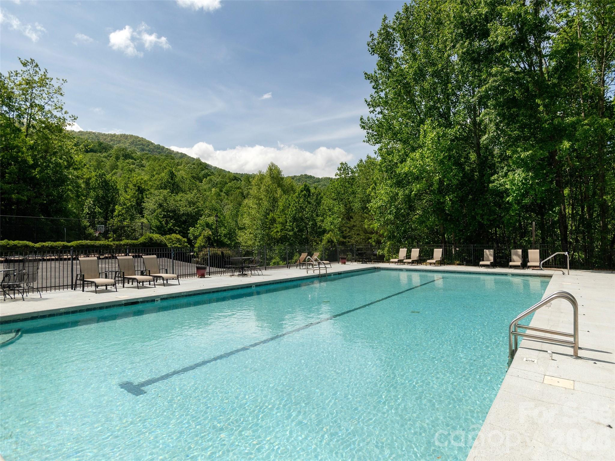 417 Blue Mist Way Property Photo 45