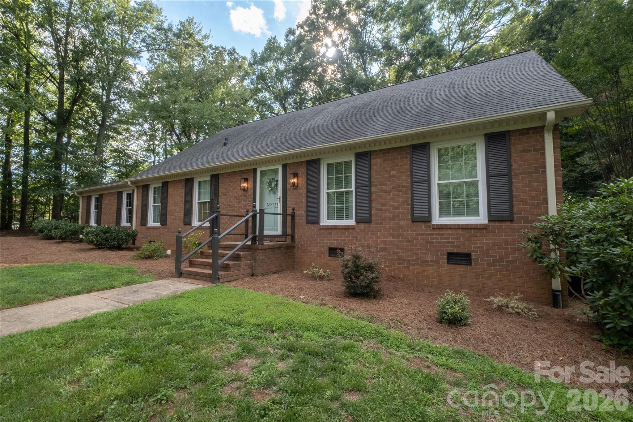 2312 Belmont Drive Property Photo 1