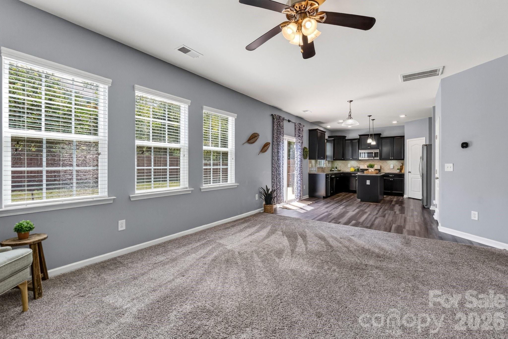 10344 Hillsborough Street Property Photo 16