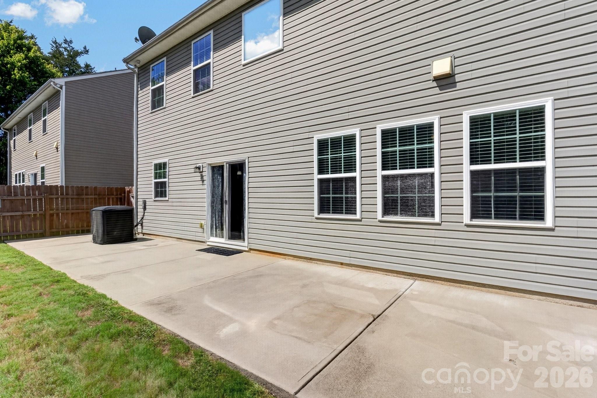 10344 Hillsborough Street Property Photo 39