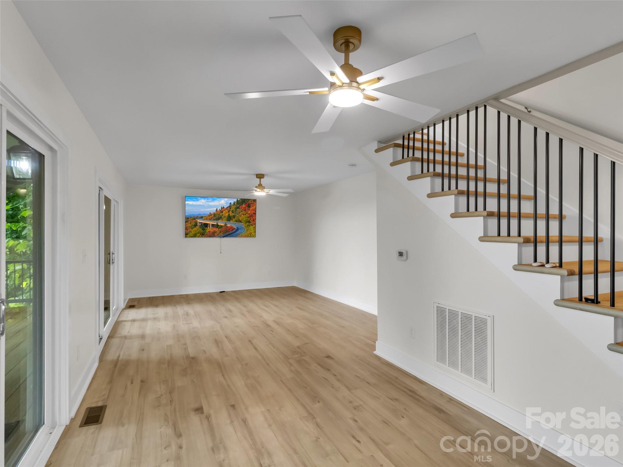 1551 Apple Creek Road Property Photo 9