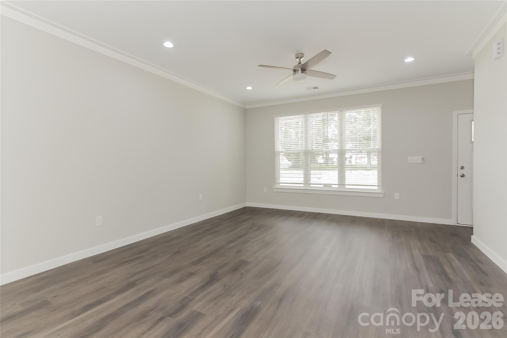 5417 Skycrest Drive Property Photo 6