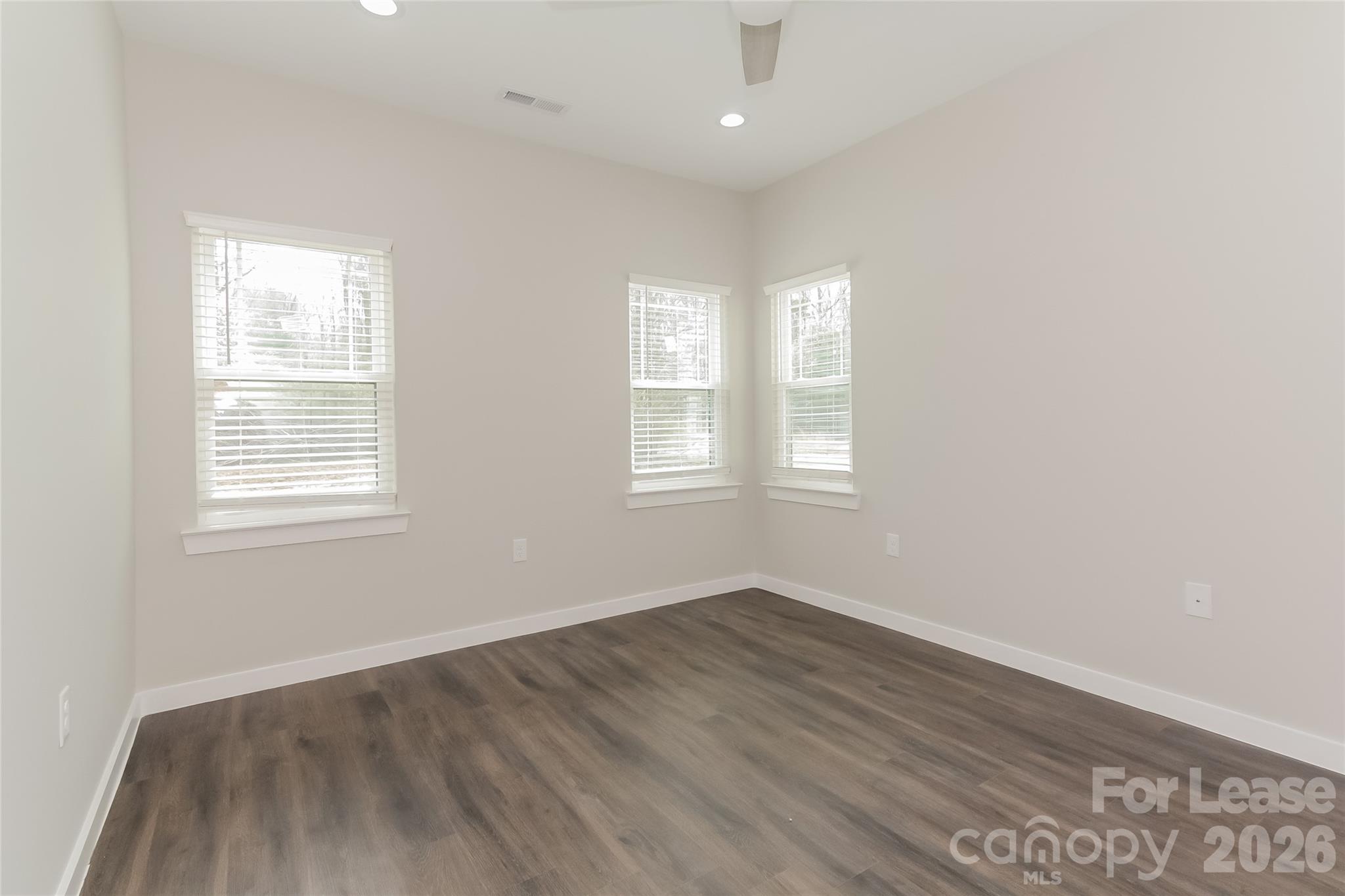 5417 Skycrest Drive Property Photo 10