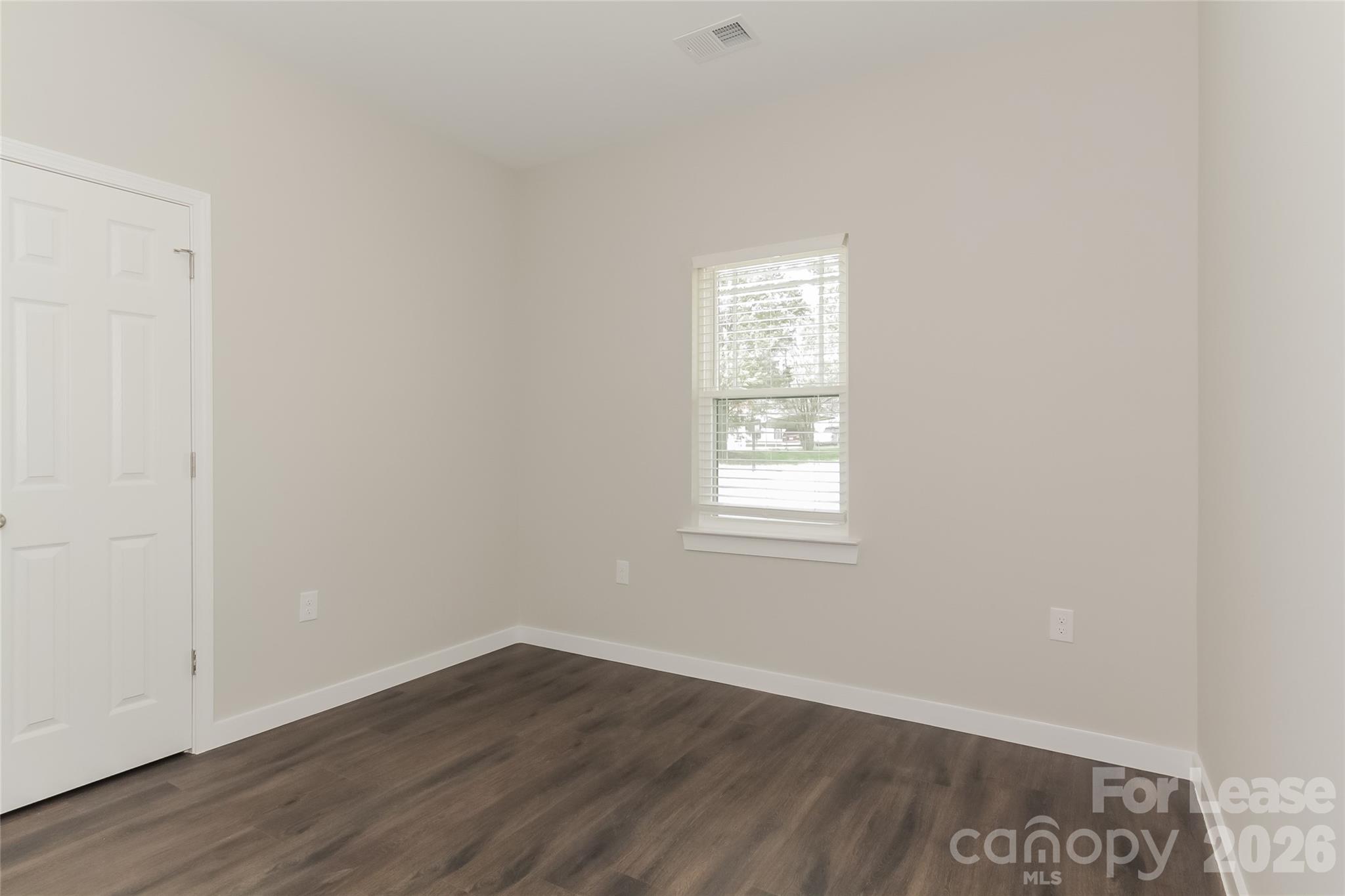 5417 Skycrest Drive Property Photo 12